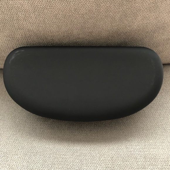 Alo Yoga Stunner Sunglasses Black - Picture 9 of 11